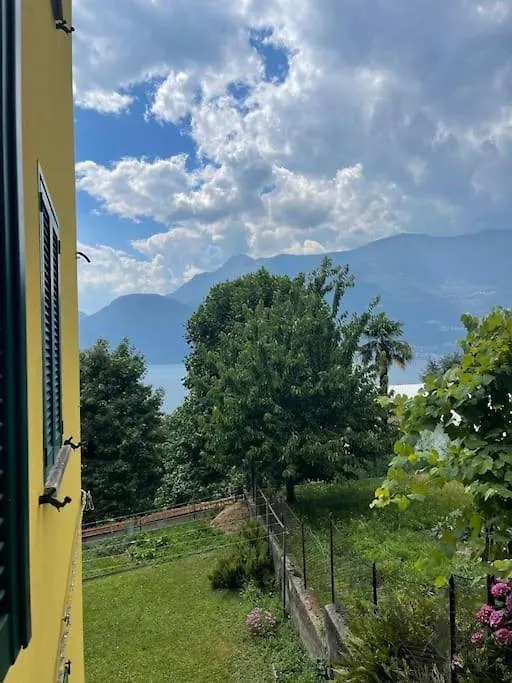 La Casa Gialla Di Valentina Bellano